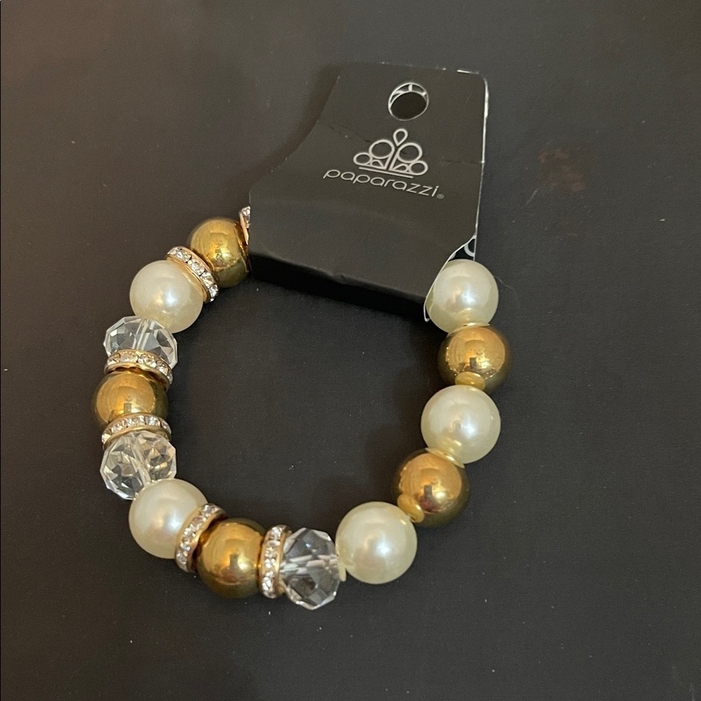 Paparazzi Gold and White Beaded Bracelet